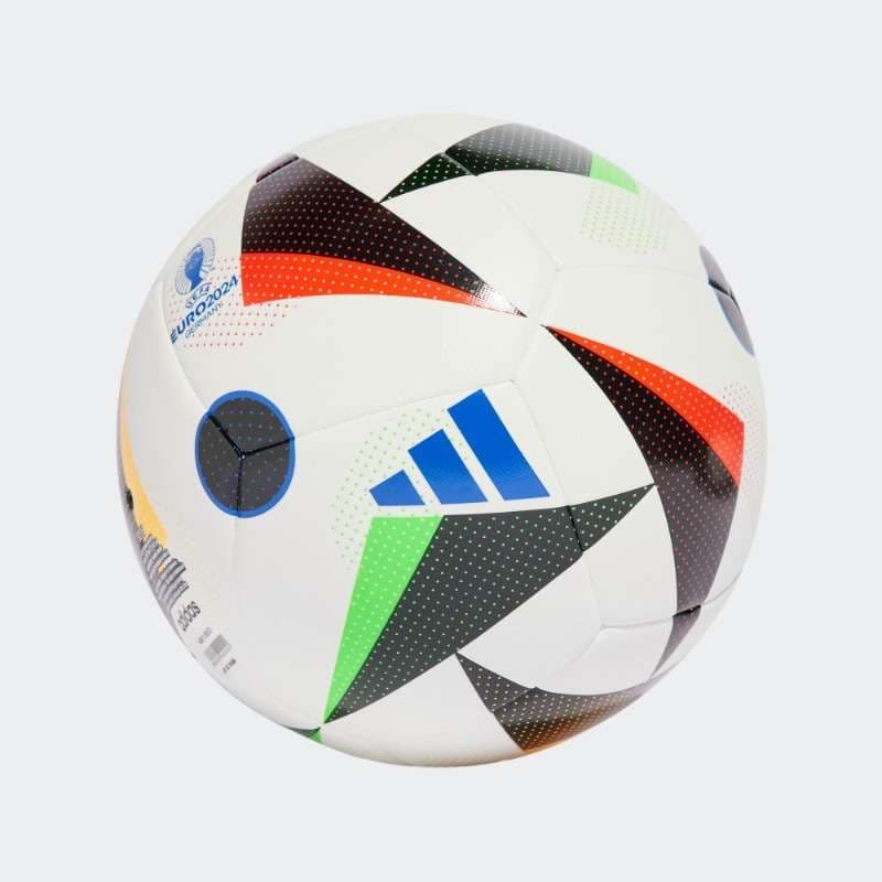 サッカーボール  EURO2024 公式試合球 ドイツ大会 記念モデル